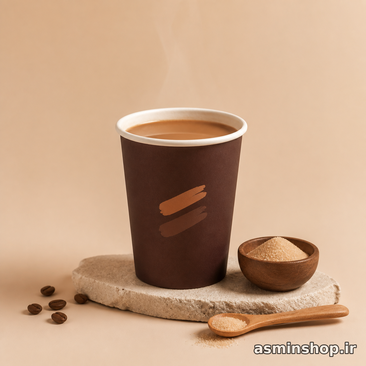 قهوه گرم کم‌شیرین